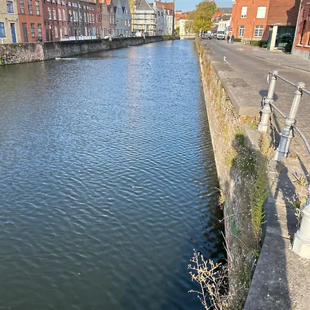 Prediker Panzió Brugge
